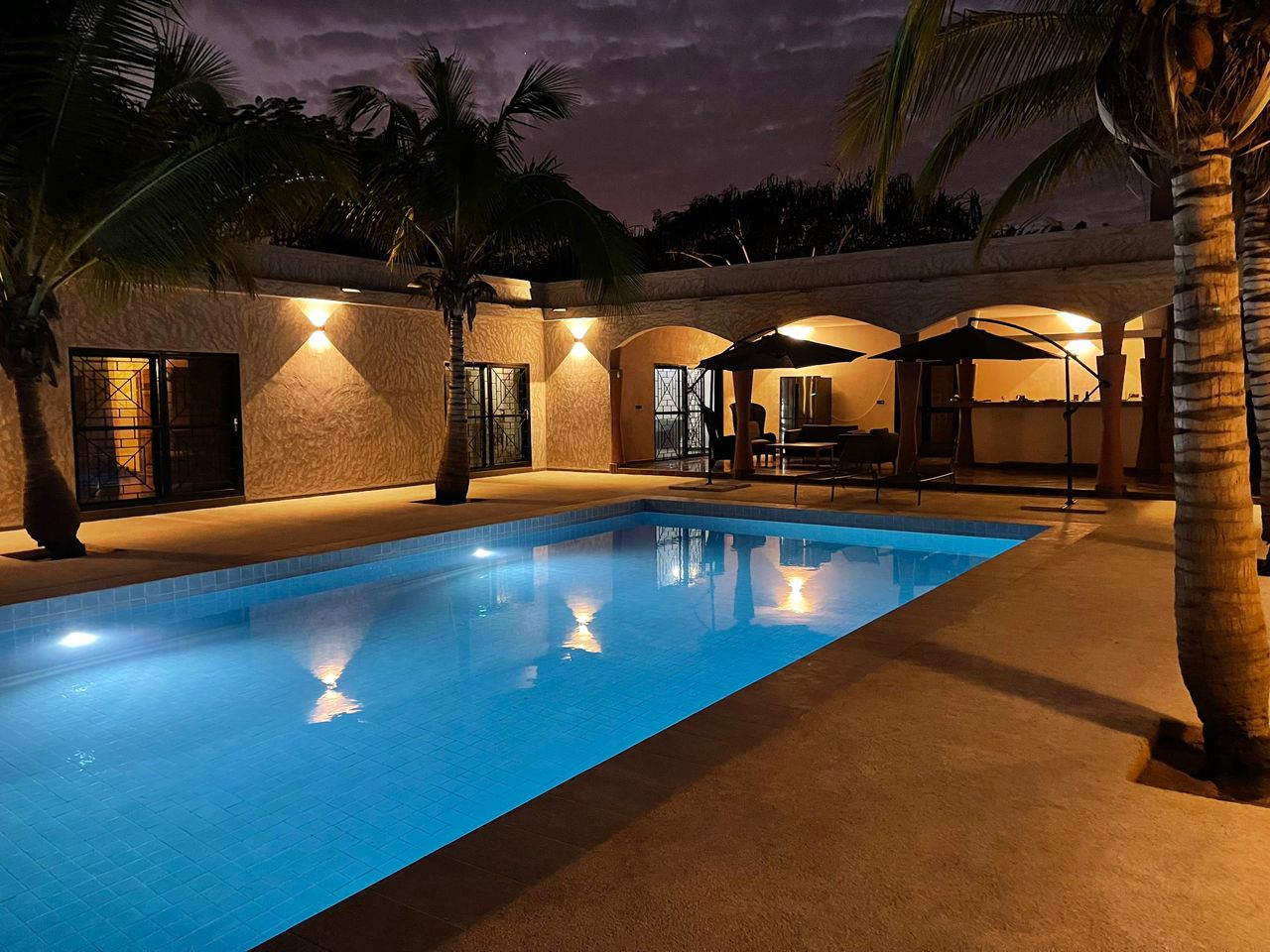 VILLA A VENDRE NGEURIGNE PARC DES OISEAUX